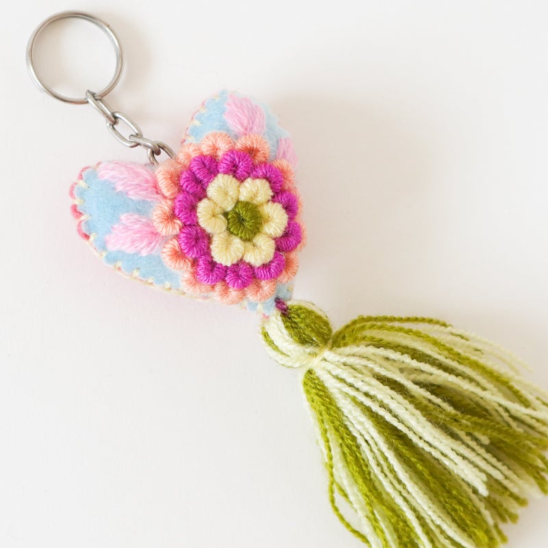 刺繍アップ