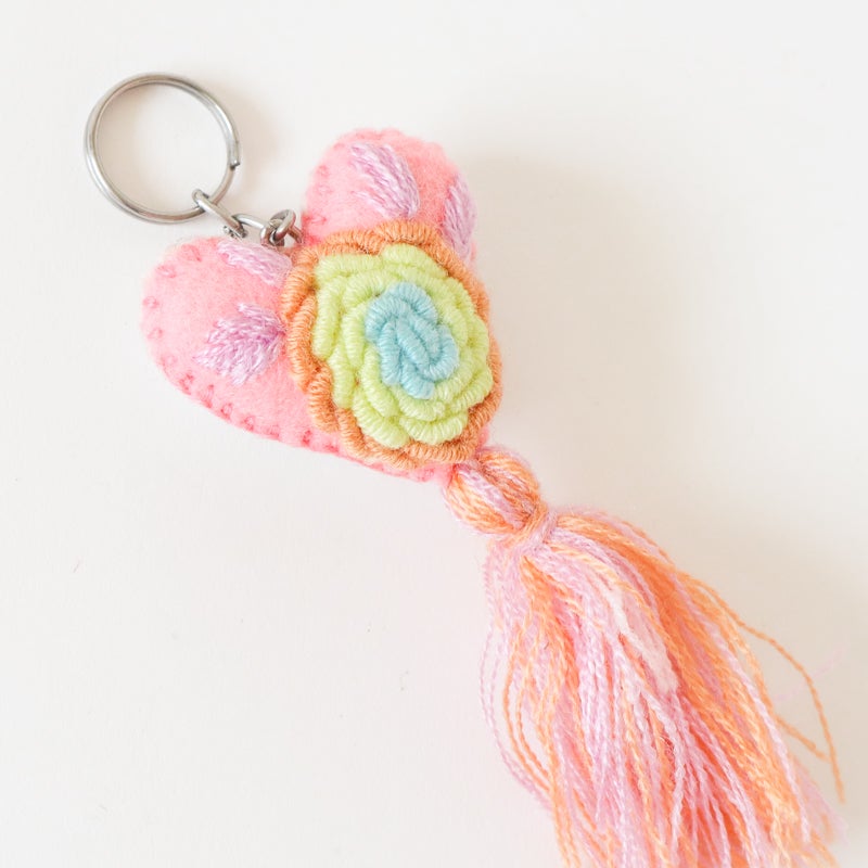 刺繍アップ