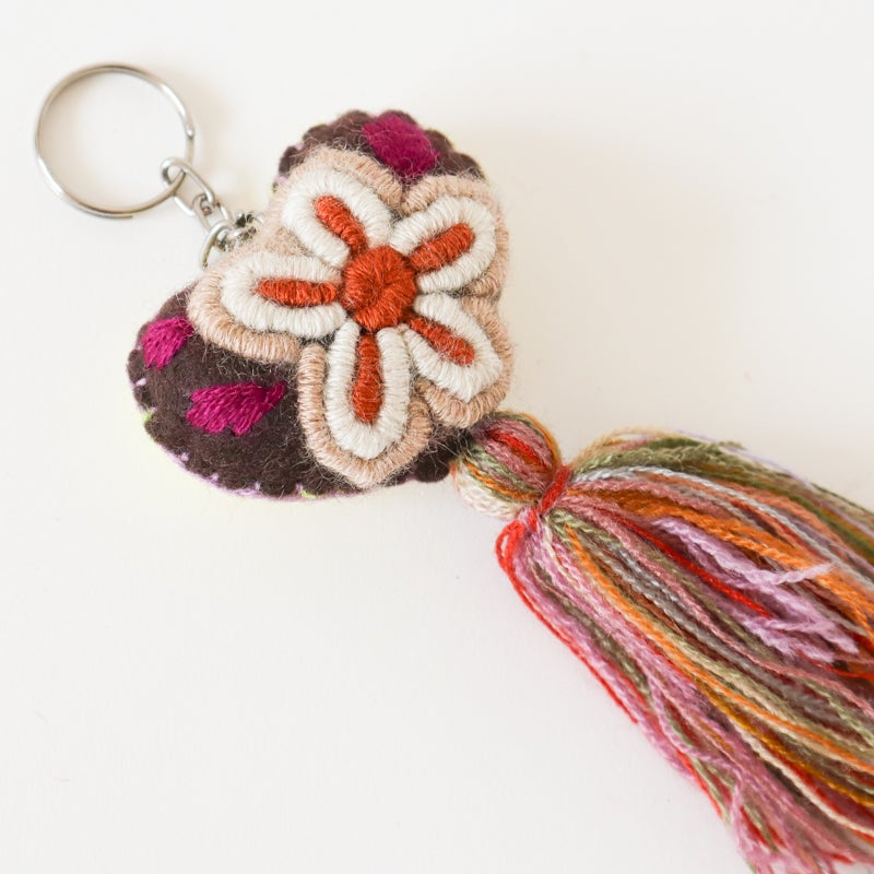 刺繍アップ