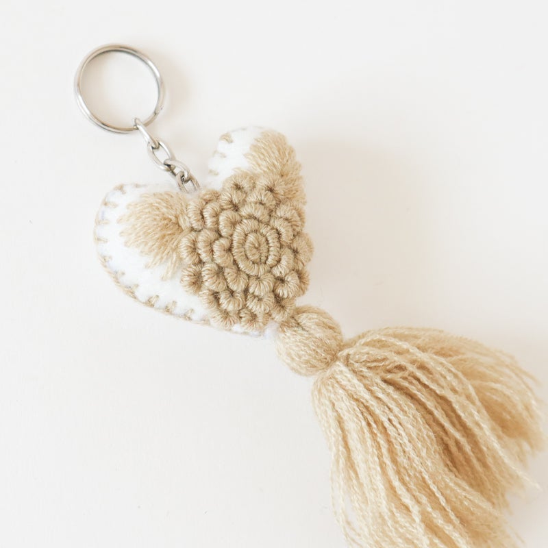 刺繍アップ