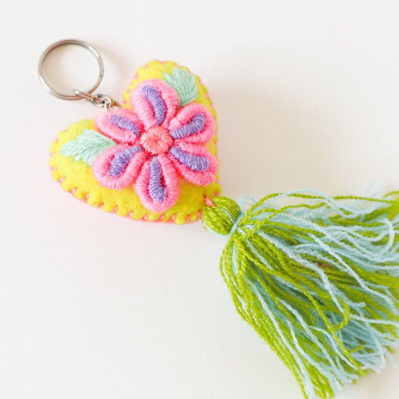刺繍アップ