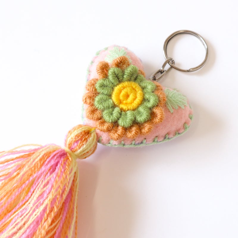 刺繍アップ
