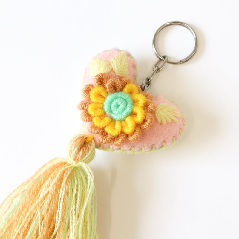 刺繍アップ